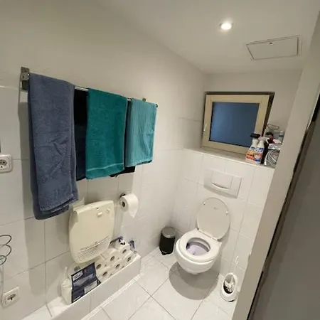 2-zimmer City Mit Eigenem Eingang *