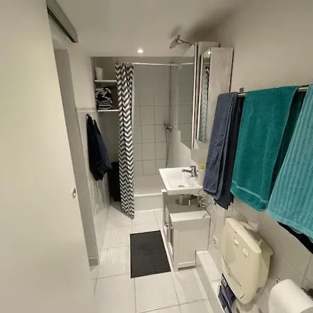 2-zimmer City Mit Eigenem Eingang Wiesbaden